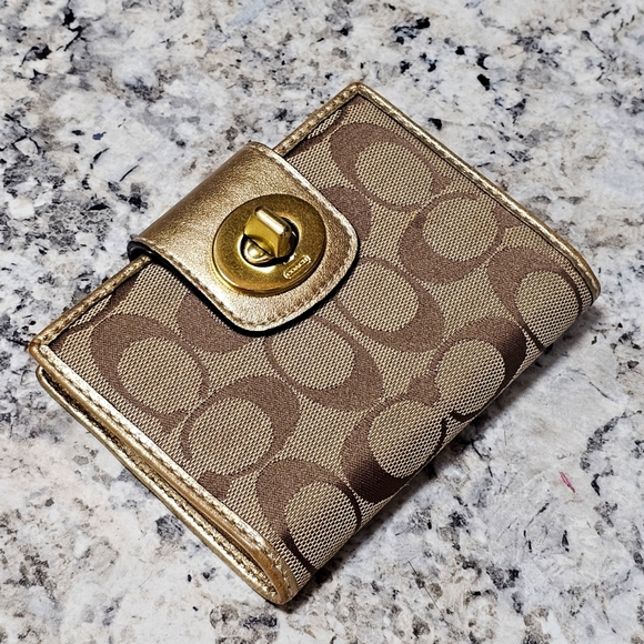 Coach Wallet like  new - Picture 1 of 6